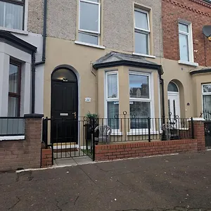 Homestay Waterworks Townhouse 
